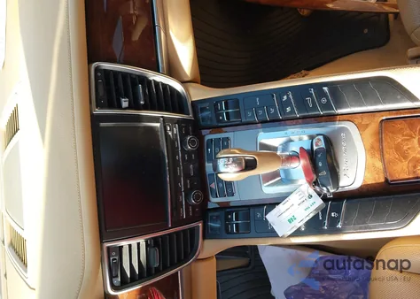 2011 Porsche Panamera 4 from USA, damaged, VIN WP0AA2A72BL016484